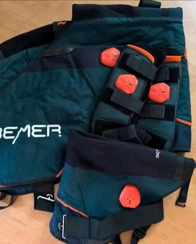 2024 BEMER Horse Complete Set – Blanket, Cuffs & Neck Applicator